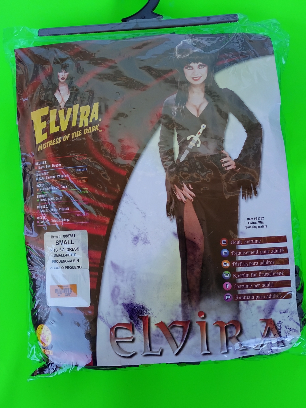 Elvira Mistress of the Dark Halloween Costume 🖤